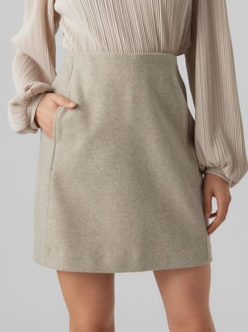 Vero Moda Spódnica w kolorze beżowym