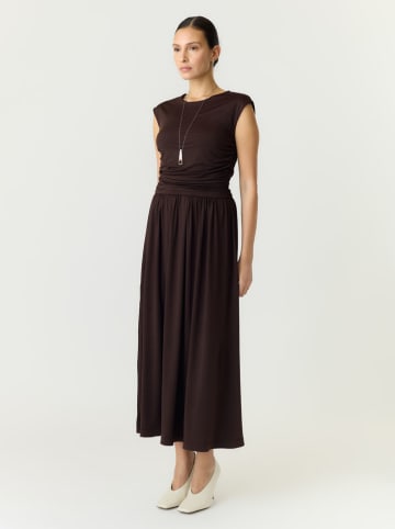 YAS Jurk donkerbruin
