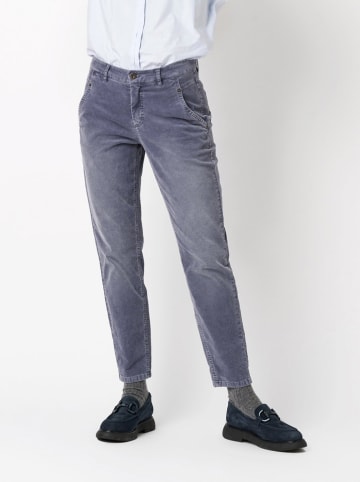 Toni Cordehose in Blau