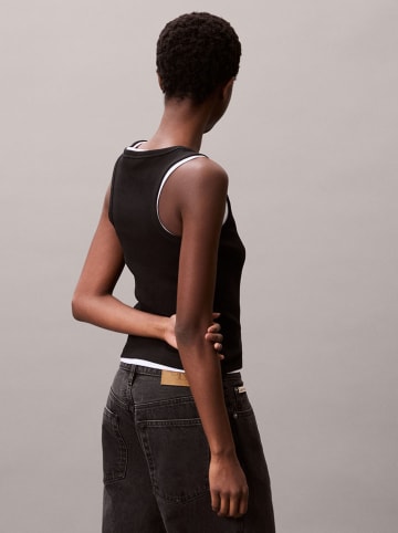 Top in Schwarz
