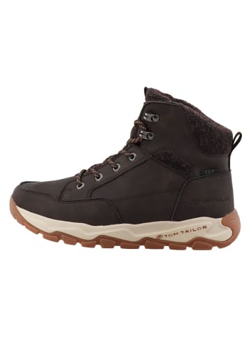 Boots in Braun