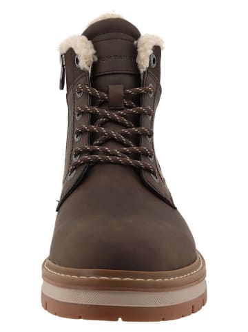 Boots in Braun