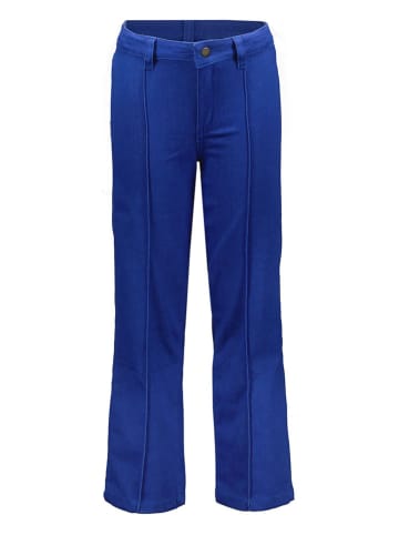 Hose in Blau