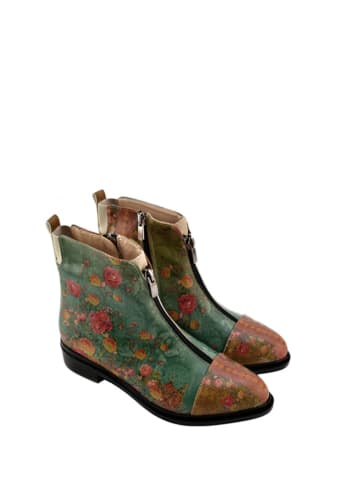 Boots in Blau/ Braun