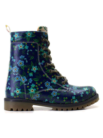 Boots in Dunkelblau