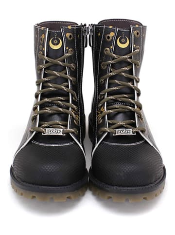 Boots in Dunkelblau