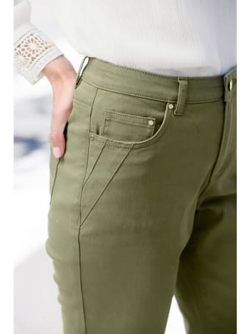 Hose in Oliv