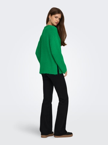 Sweter w kolorze zielonym