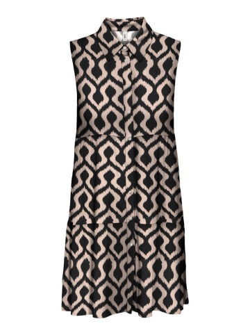 Kleid in Schwarz