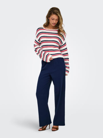 Sweter w kolorze białym
