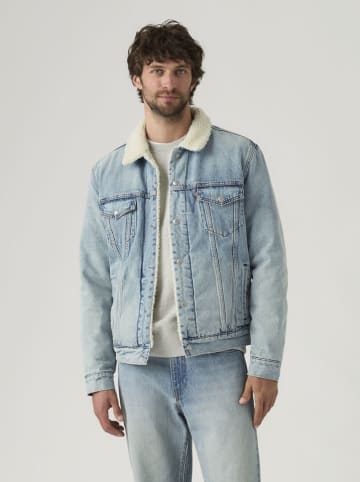 Jeansjacke in Hellblau
