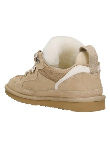 Skórzane sneakersy w kolorze beżowym