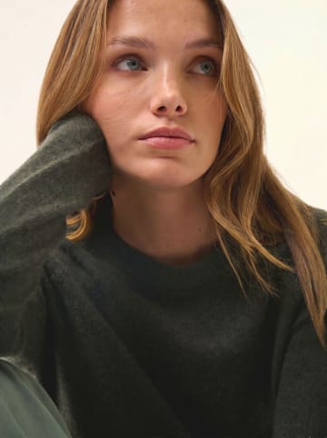 Kaszmirowy sweter "Jane" w kolorze ciemnozielonym