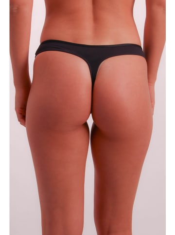 String in Schwarz