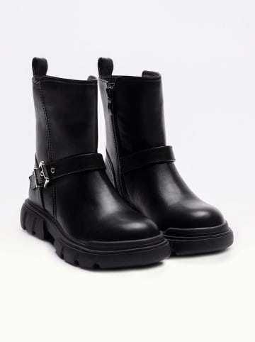 Boots "Tessa" in Schwarz