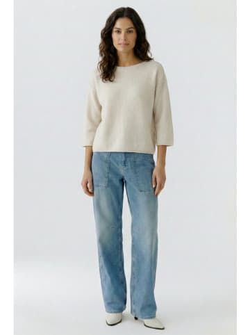 Sweter w kolorze kremowym