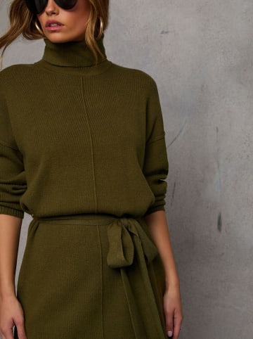 Sukienka w kolorze khaki