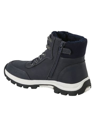 Boots in Dunkelblau