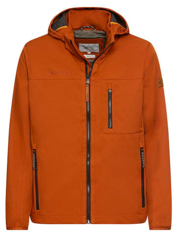Softshelljacke in Rostrot