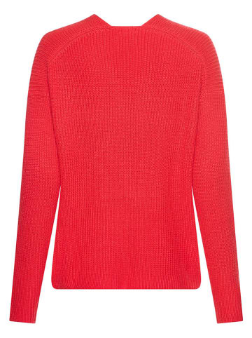 Sweter w kolorze czerwonym