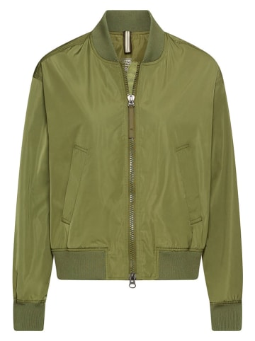 Kurtka w kolorze khaki