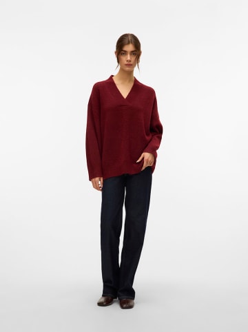 Sweter w kolorze bordowym