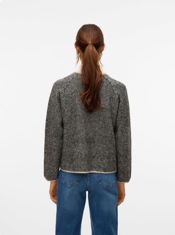 Sweter w kolorze beżowo-czarnym