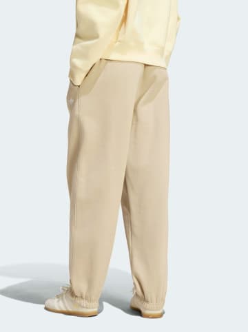 adidas Sweathose in Beige