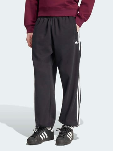 adidas Sweathose in Schwarz