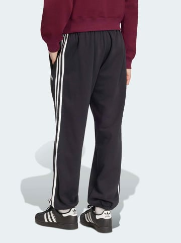 adidas Sweathose in Schwarz