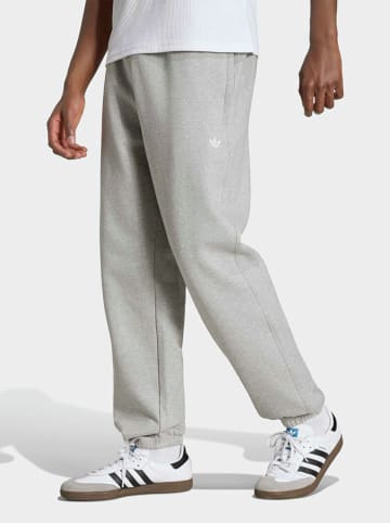adidas Spodnie dresowe w kolorze szarym