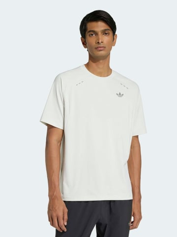 adidas Shirt in Creme