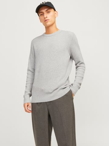 Sweter w kolorze szarym