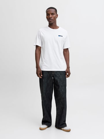 Shirt wit