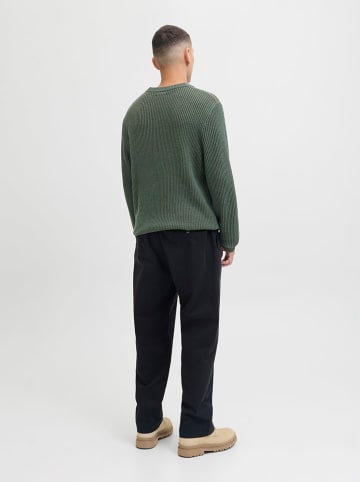 Sweter w kolorze khaki