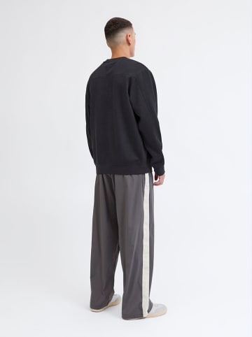 Bluza w kolorze czarnym
