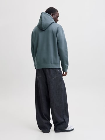 Bluza w kolorze niebieskim