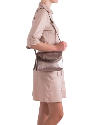 Leder-Umhängetasche "Beverly" in Hellbraun - (B)22 x (H)18 x (T)2 cm