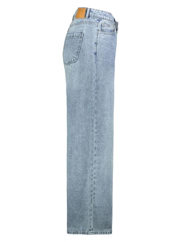 Jeans - Wide leg - in Hellblau