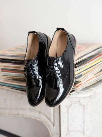 Veterschoenen zwart