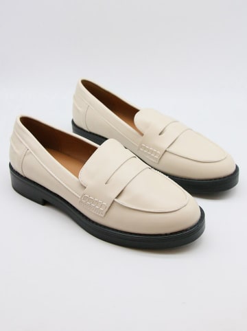 Mokassins in Beige