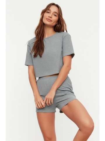 Pyjama in Grau