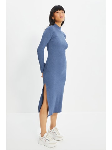 Kleid in Blau