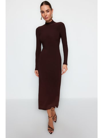 Kleid in Braun