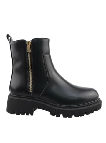 Boots in Schwarz