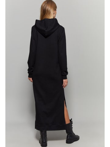 Kleid in Schwarz