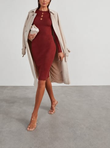 Kleid in Rot
