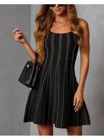 Kleid in Schwarz