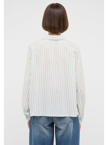 Bluse in Weiß/ Hellblau