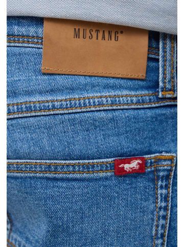 Mustang Dżinsy "Washington" - Straight fit - w kolorze błękitnym